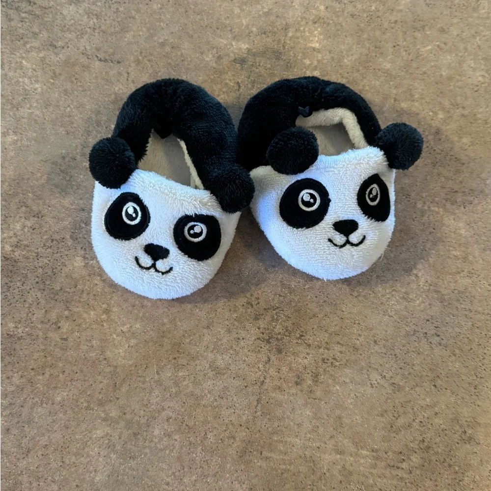 Adorable Infant Panda Plush Slippers - Black & White Size 2